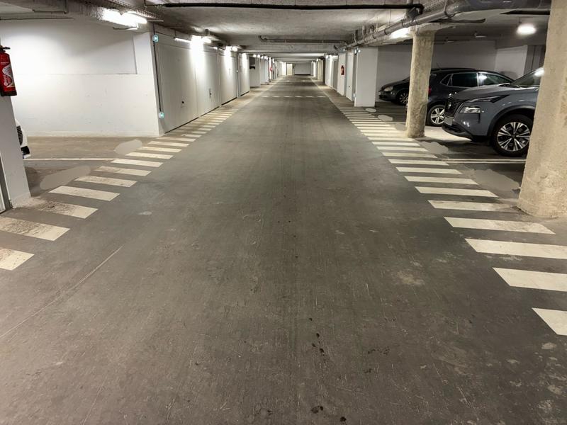 Parking / Garage - 16 m²