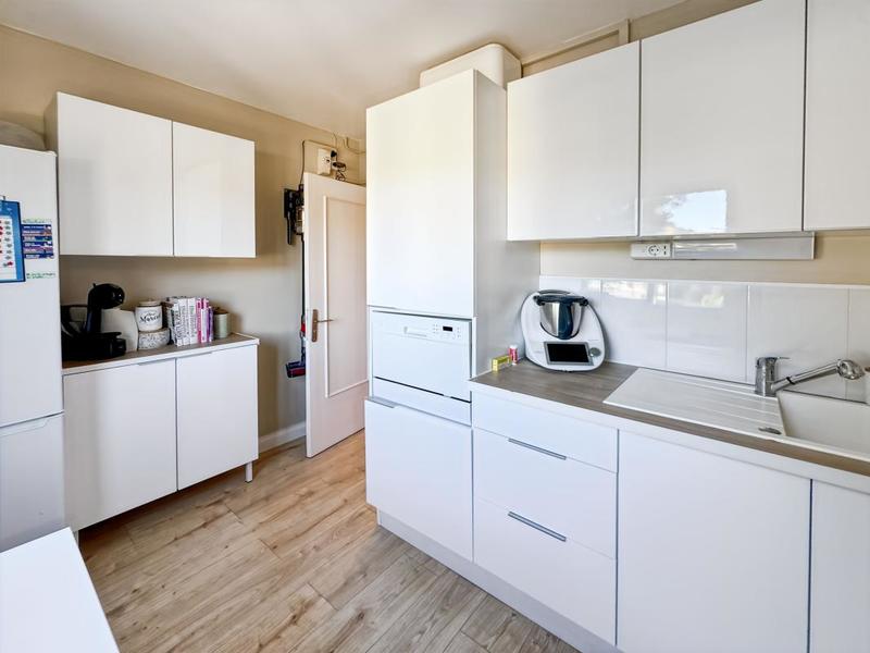 Appartement - 79 m² - 4 pièces