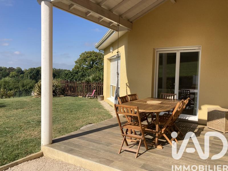 Maison - 140 m² - 6 pièces