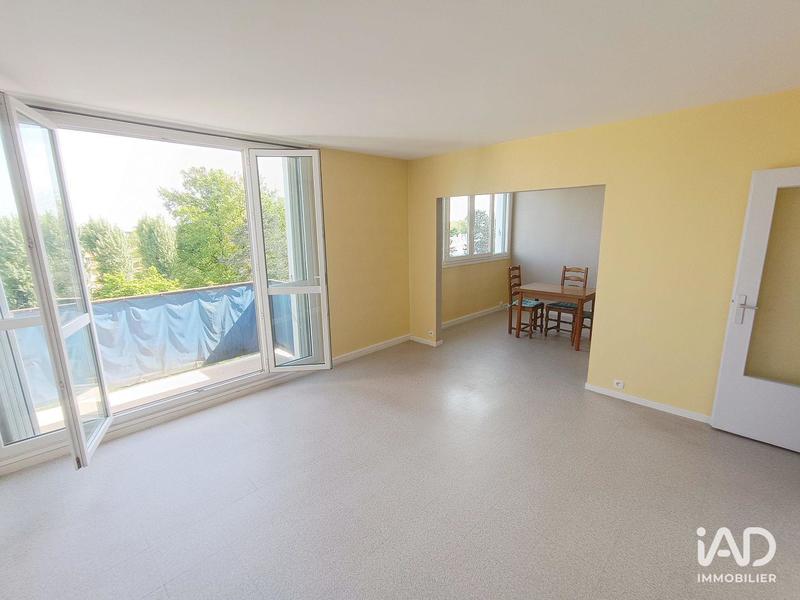 Appartement - 80 m² - 4 pièces