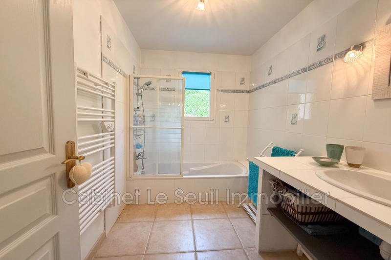 Villa - 224 m² - 8 pièces