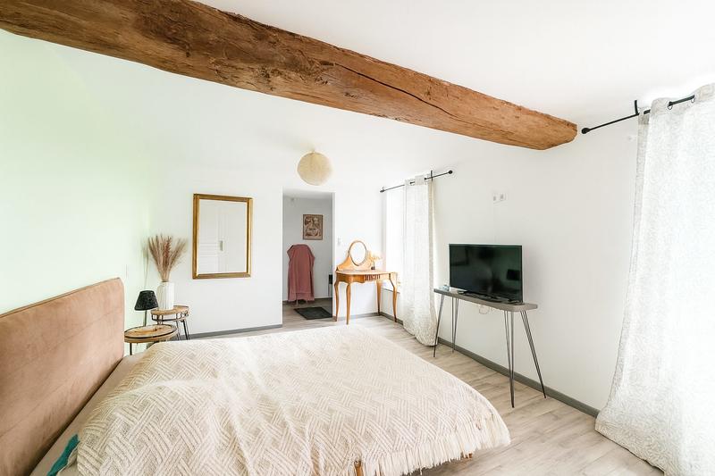 Maison ancienne - 312 m² - 10 pièces