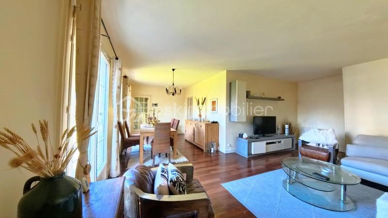 Maison - 170 m² - 7 pièces