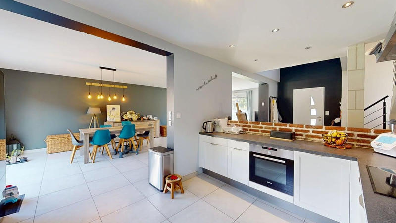 Maison - 160 m² - 5 pièces