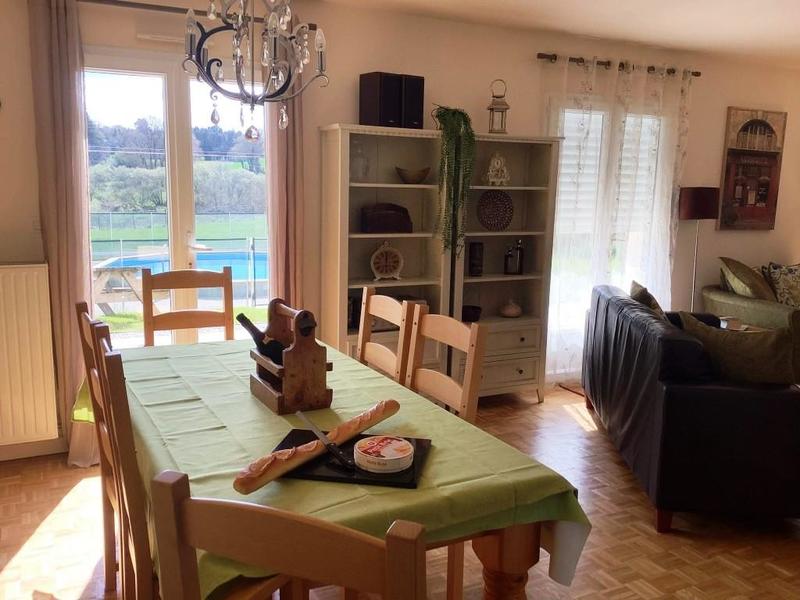 Maison - 140 m² - 5 pièces