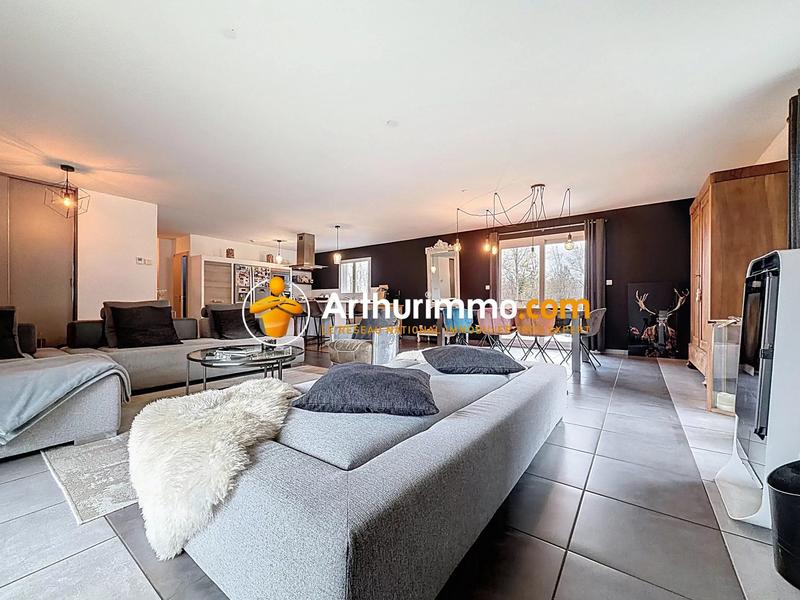 Maison - 197 m² - 6 pièces