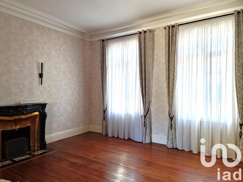 Maison de ville - 231 m² - 9 pièces