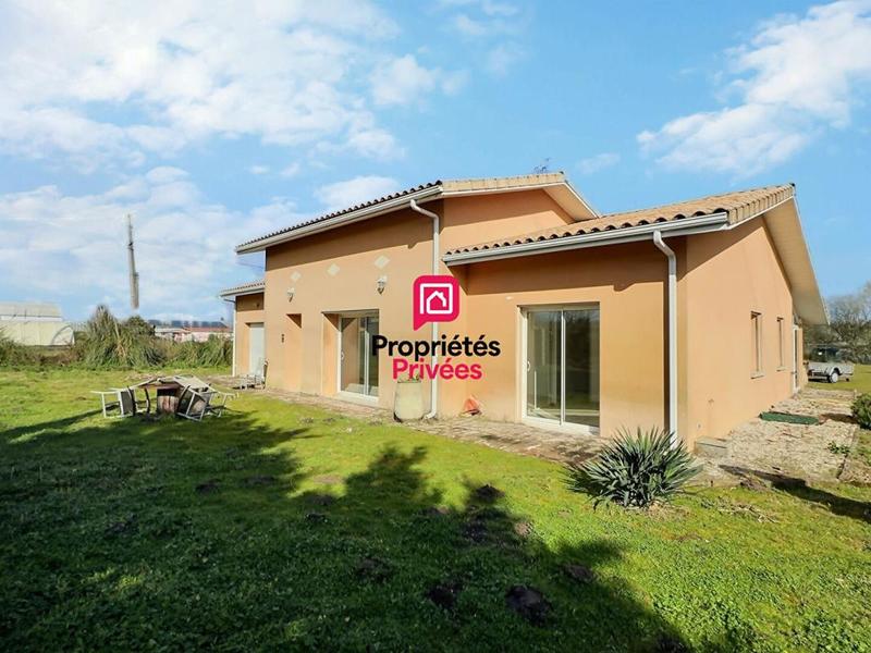 Maison - 95 m² - 4 pièces