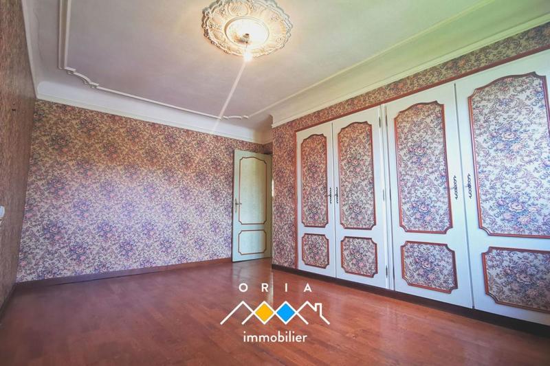 Maison - 97 m² - 5 pièces