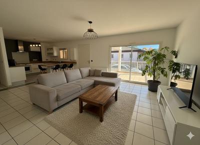 Appartement - 72 m² - 3 pièces