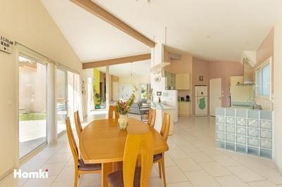 Maison d'architecte - 214 m² - 7 pièces