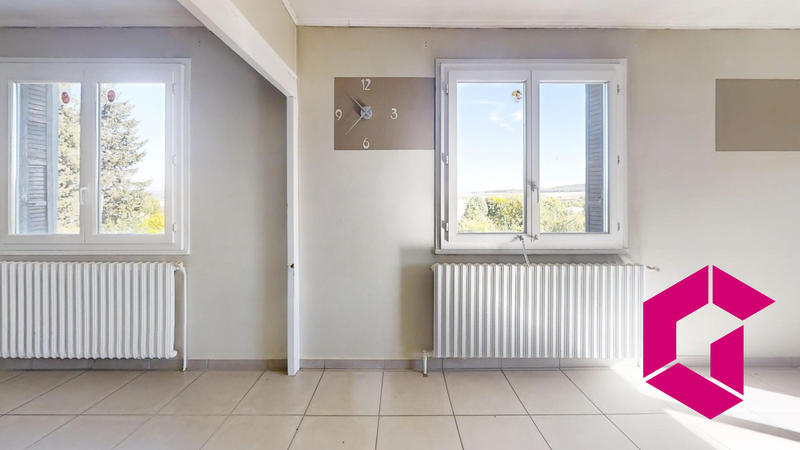 Villa - 171 m² - 10 pièces