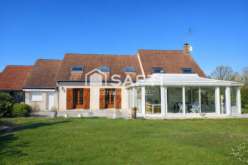 Maison - 283 m² - 10 pièces