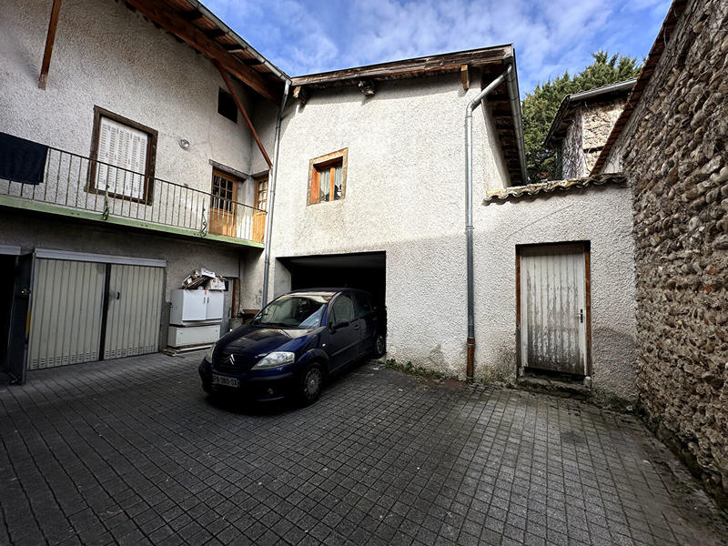 Immeuble - 600 m² - 12 pièces