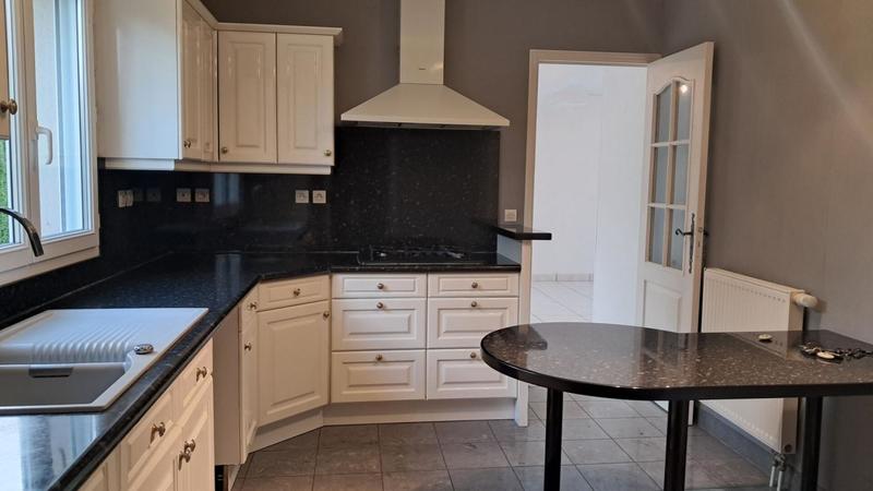 Pavillon - 107 m² - 6 pièces