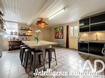 Maison - 110 m² - 4 pièces