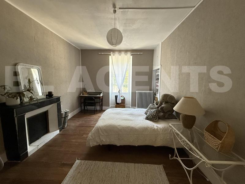 Maison ancienne - 143 m² - 6 pièces