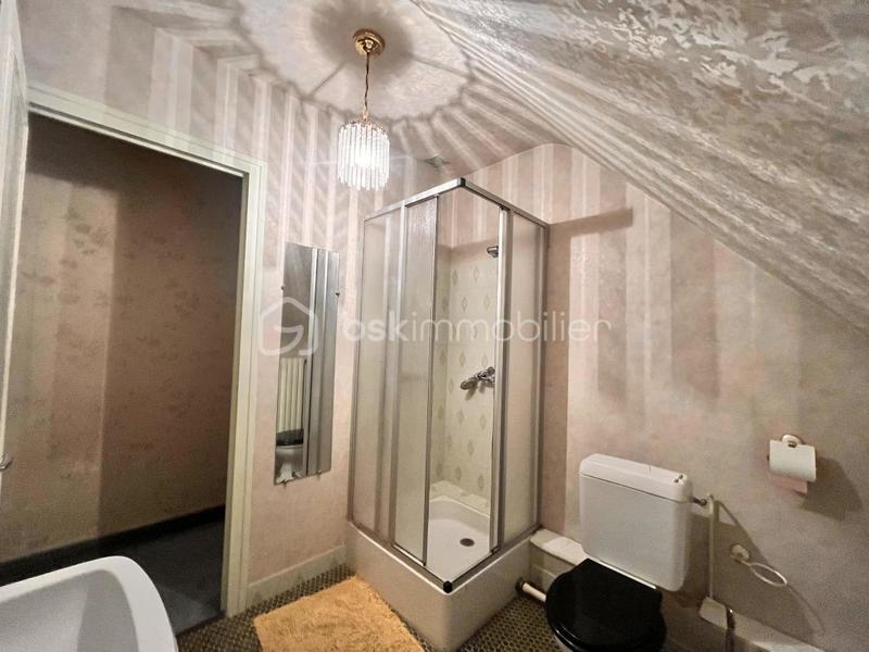 Maison - 150 m² - 5 pièces