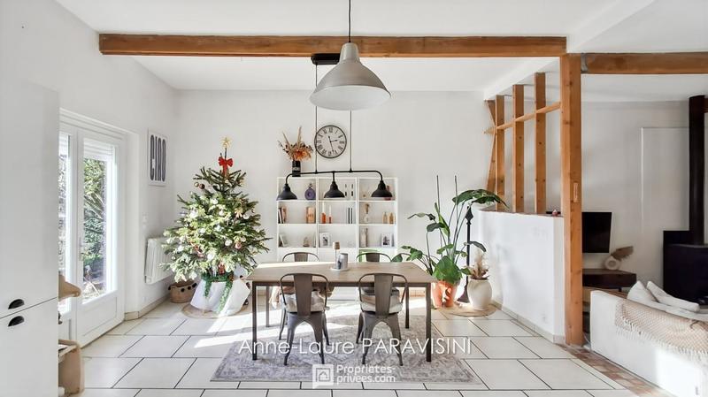 Maison - 197 m² - 6 pièces