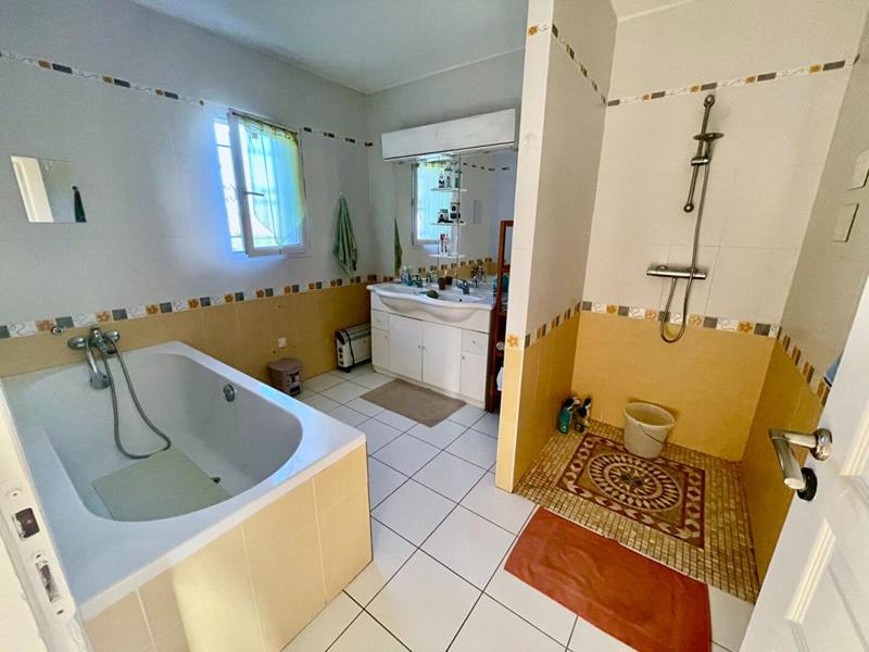 Maison - 125 m² - 4 pièces