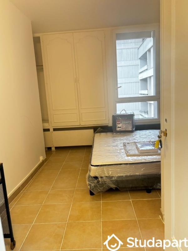 Chambre - 10 m² - 1 pièce