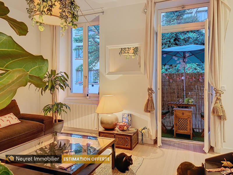 Appartement - 136 m² - 5 pièces