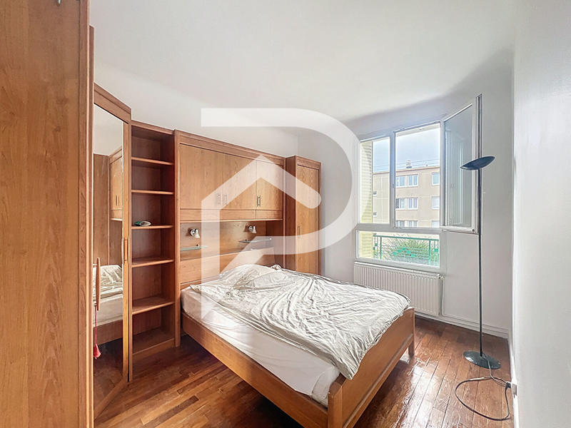 Maison - 80 m² - 5 pièces