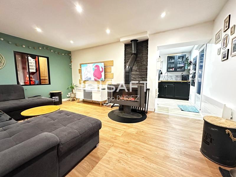 Maison - 95 m² - 5 pièces