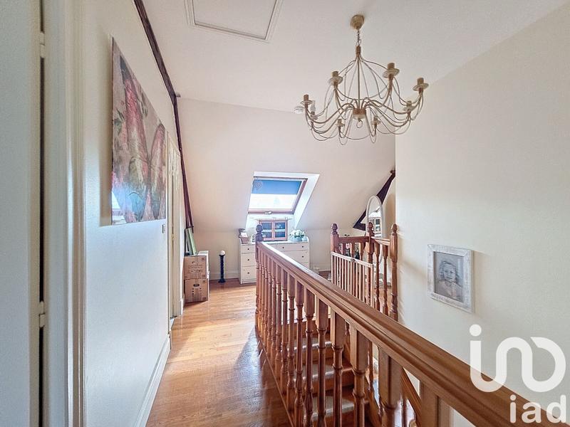 Maison - 160 m² - 8 pièces