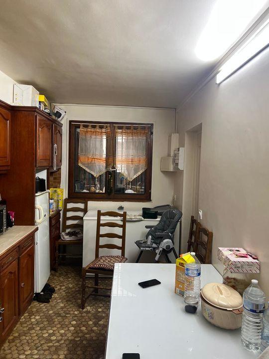 Maison - 400 m² - 8 pièces