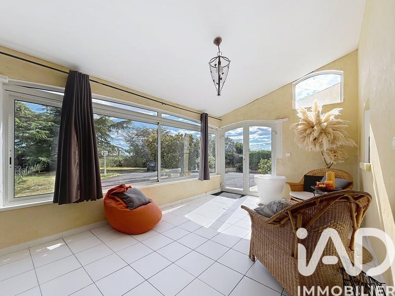 Maison - 240 m² - 5 pièces