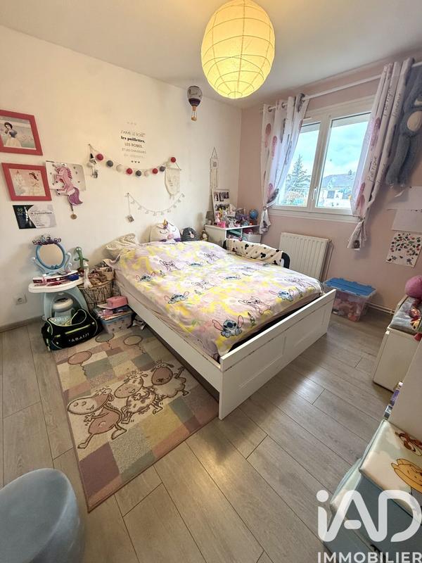 Maison - 93 m² - 4 pièces