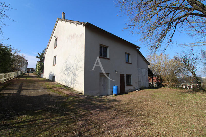 Maison - 430 m² - 7 pièces