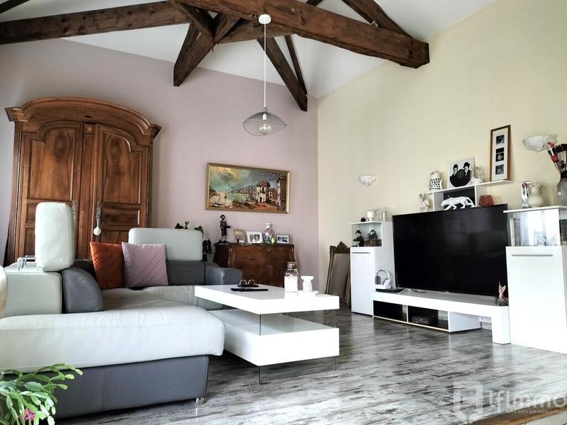 Propriété - 208 m² - 7 pièces