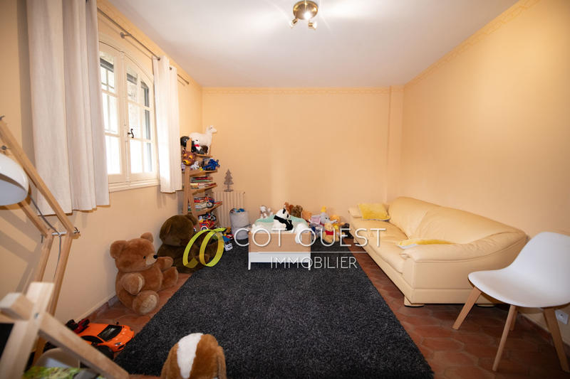 Maison en pierre - 297 m² - 8 pièces