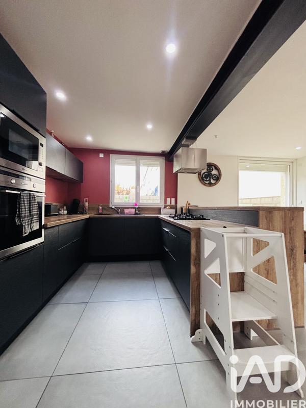 Maison - 102 m² - 4 pièces