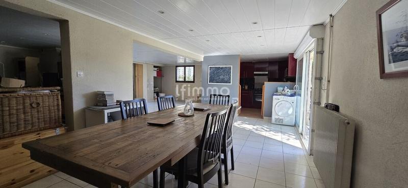 Maison - 182 m² - 5 pièces