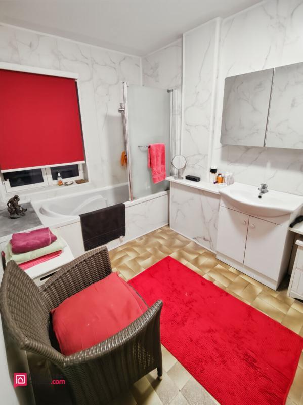 Maison - 98 m² - 5 pièces