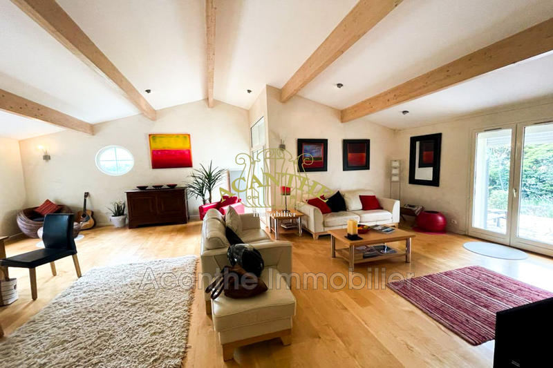 Maison - 170 m² - 6 pièces