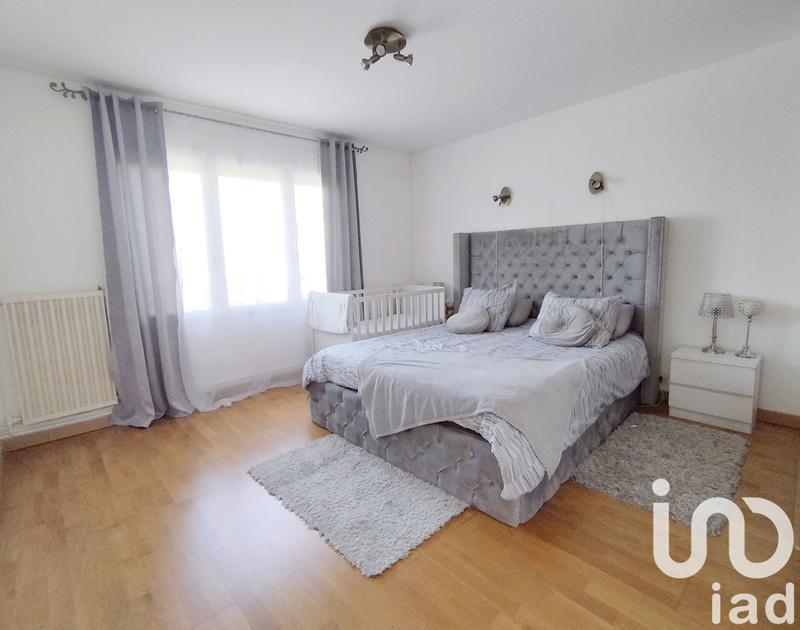 Maison - 150 m² - 8 pièces