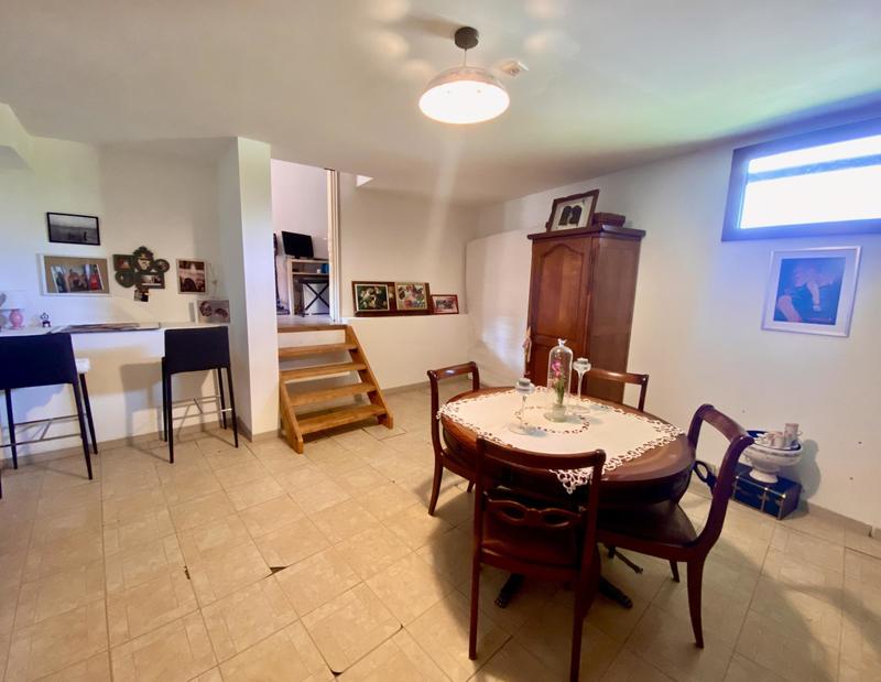 Maison - 187 m² - 7 pièces