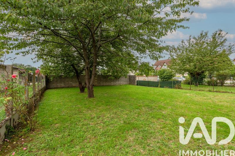 Maison - 123 m² - 8 pièces