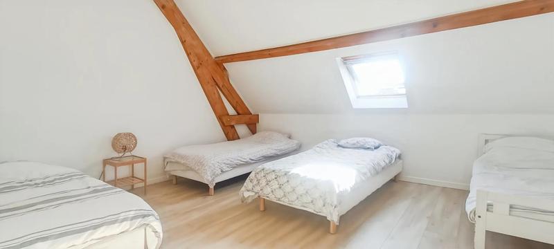 Maison - 485 m² - 11 pièces