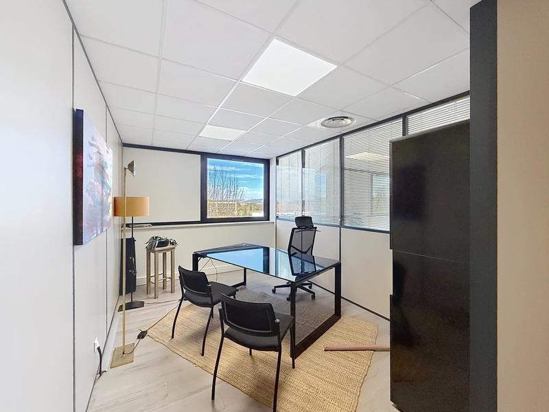 Bureau - 126 m²