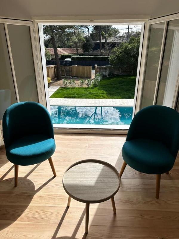 Demeure - 310 m² - 6 pièces