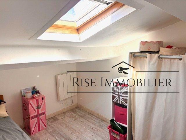 Appartement - 94 m² - 4 pièces