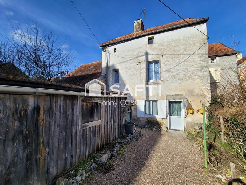 Maison - 90 m² - 4 pièces