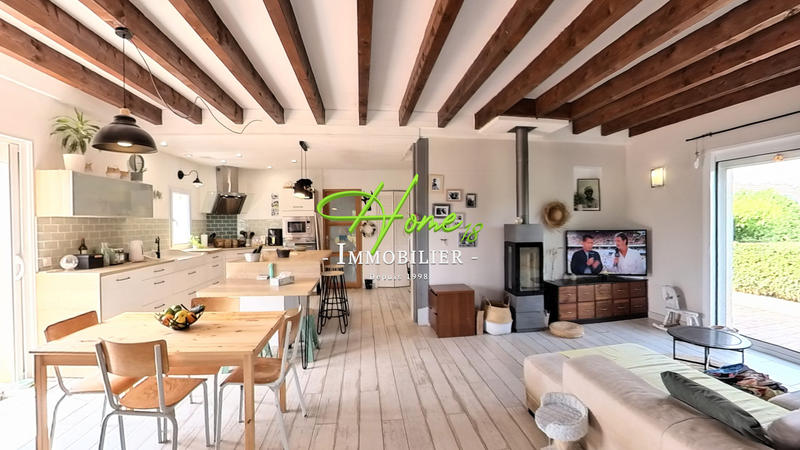 Maison - 135 m² - 6 pièces