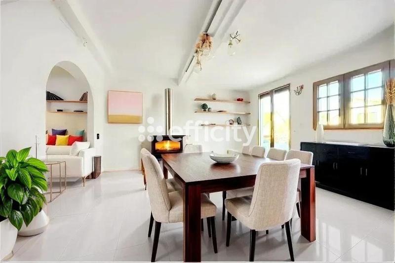 Pavillon - 85 m² - 4 pièces