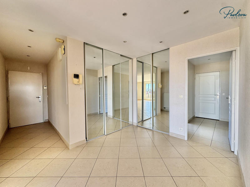 Appartement - 143 m² - 4 pièces